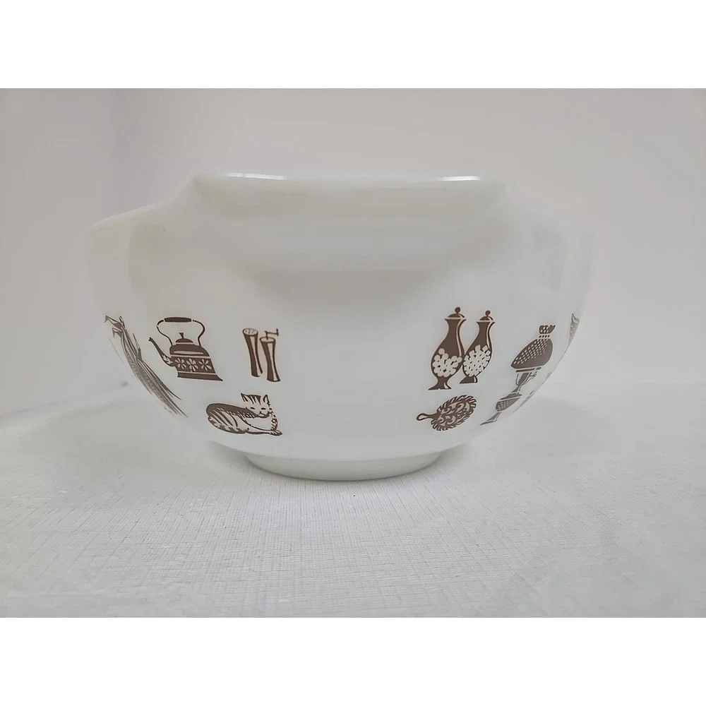 Vintage Pyrex Early American #443 Cinderella‎ Mixing Bowl 2.5 Qt White Brown